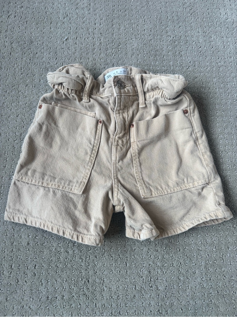 Girls Zara tan shorts size 9.
